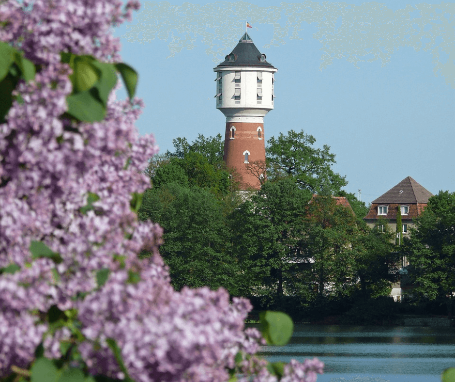 Der Wasserturm von Neustrelitz an der Müritz