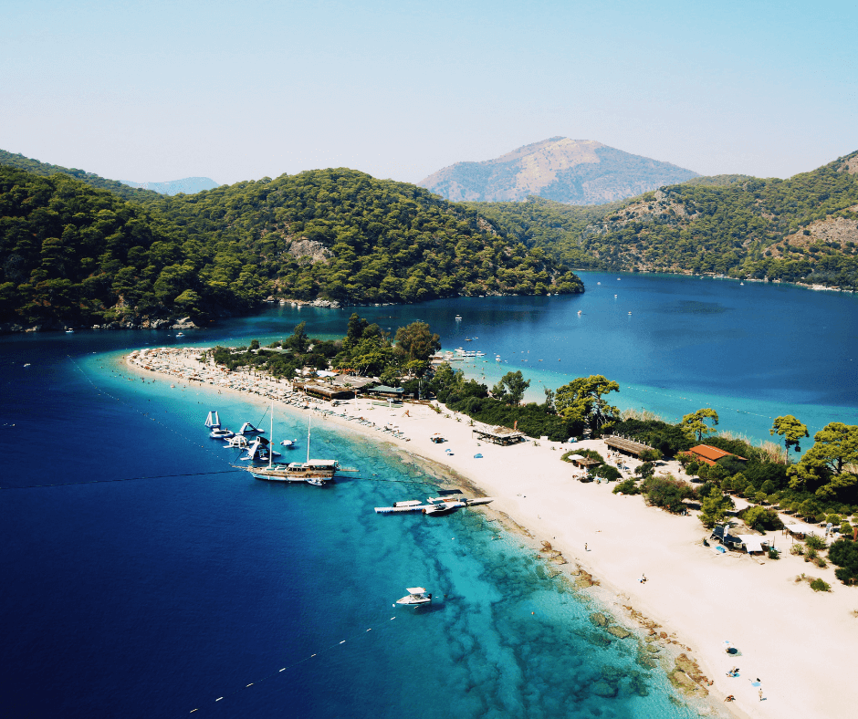 Die Blaue Lagune, bei Ölüdeniz in der Türkei
