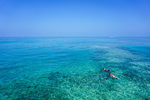 practicar snorkel en Menorca