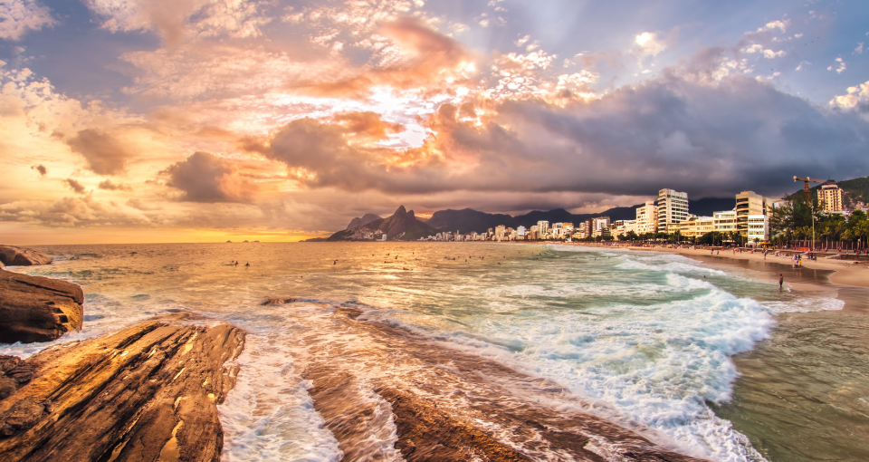El atardecer más bonito de Río de Janeiro, en Playa do Arpoador