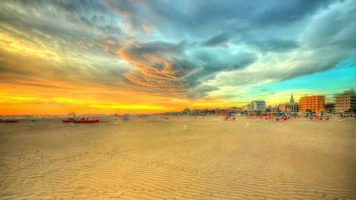Rimini ciel coloré plage