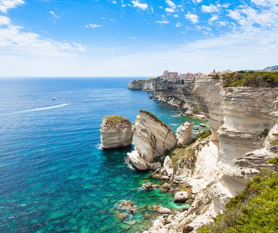 Vues spectaculaires sur la Corse