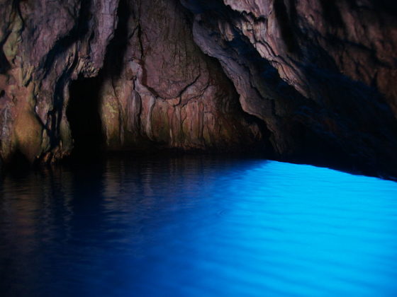Grotta di Palinuro perfetta per le vacanze in barca a salerno