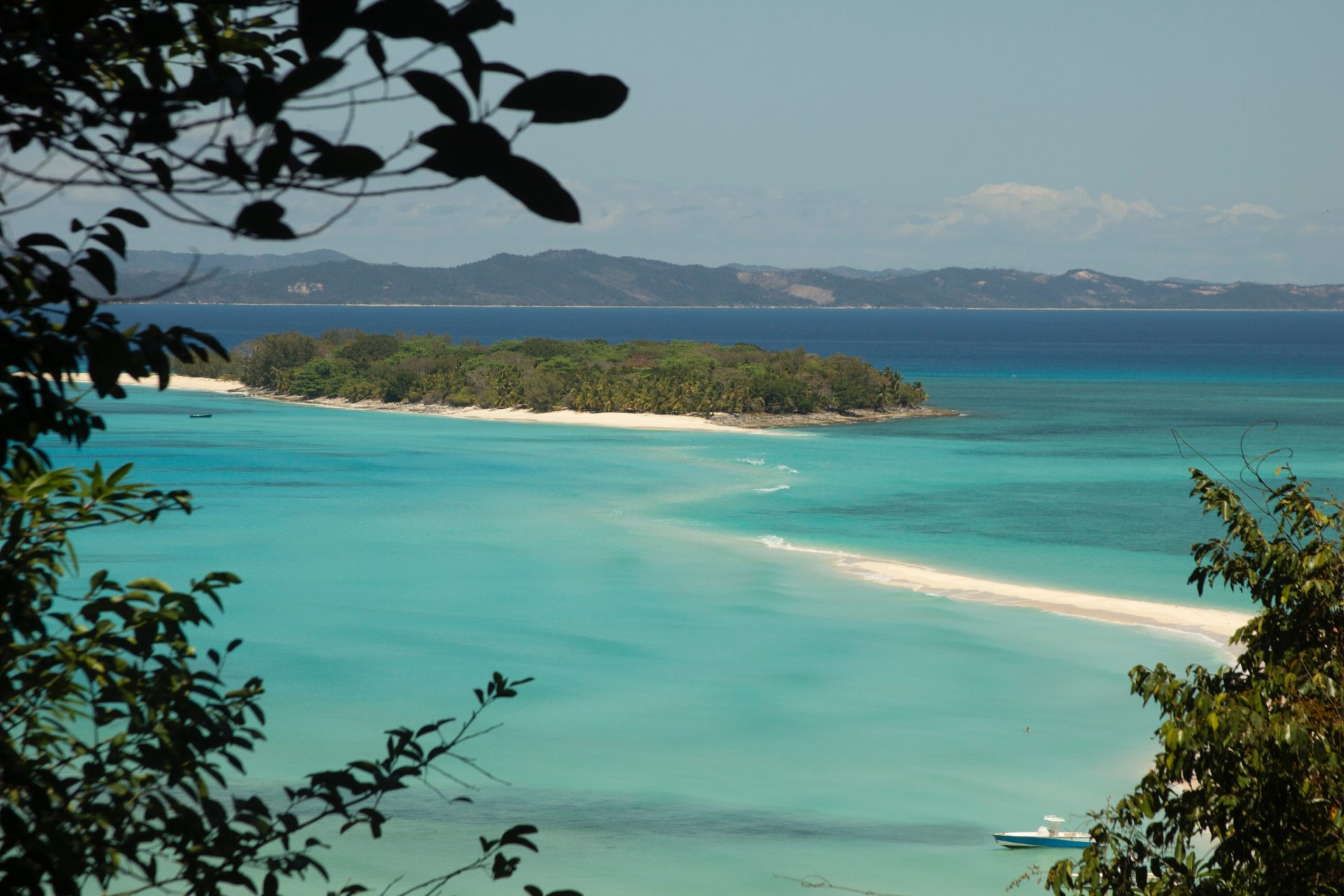 vista di un'isola al largo del Madagascar