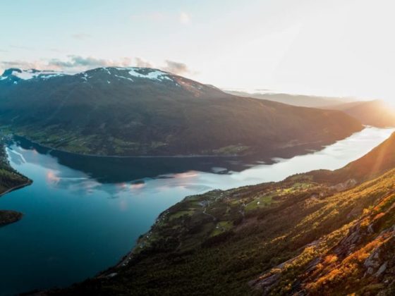 Fjorden in Loen, Noorwegen.