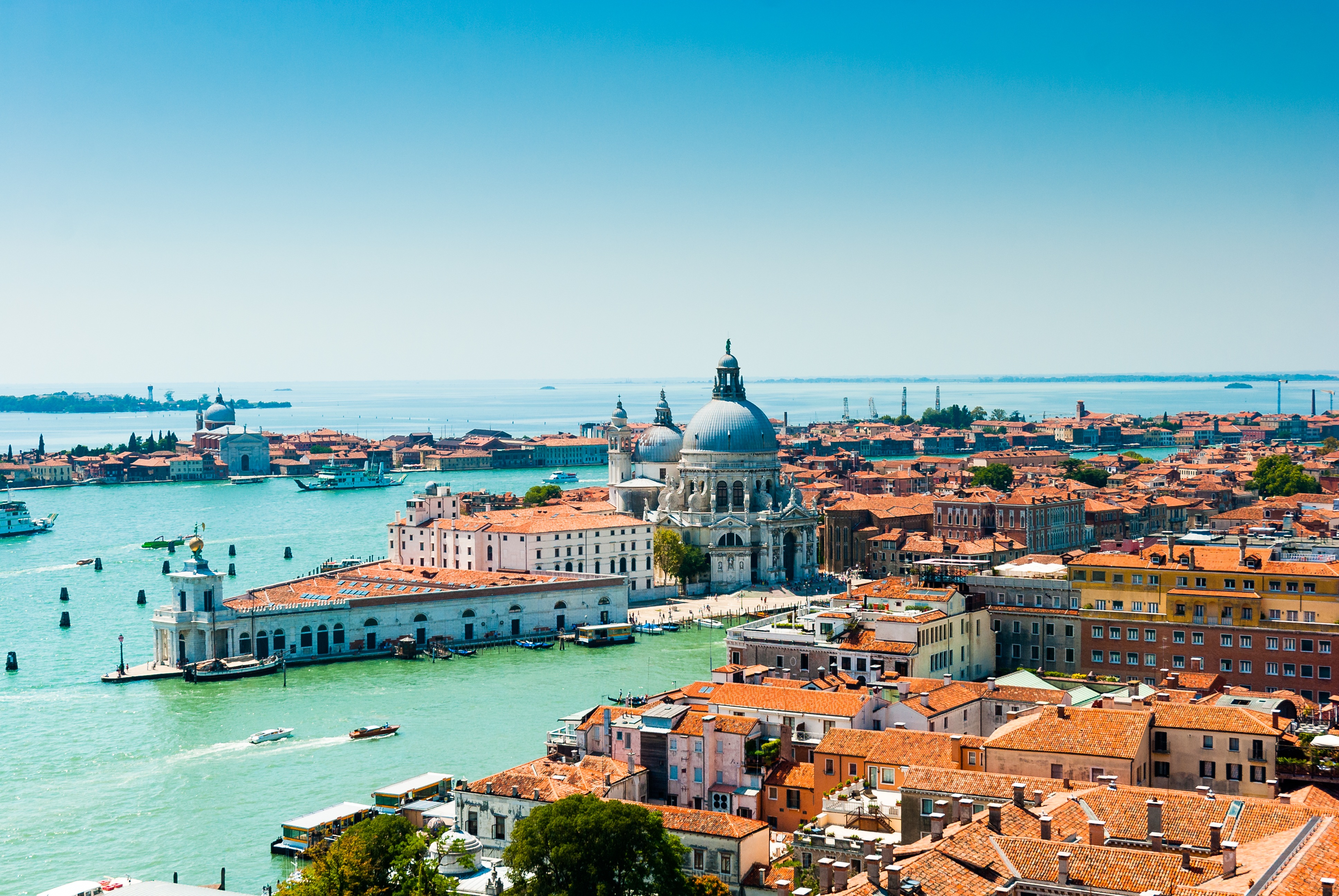 renting a boat in Italy, Venice