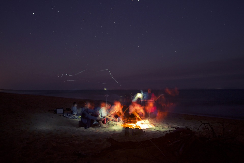 Enjoy a BBQ on the beach on yuor sailing vacation in St Martin