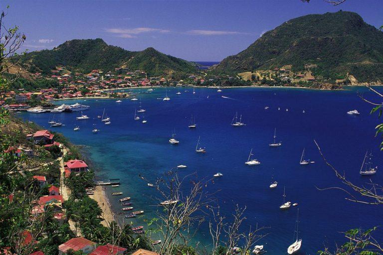 Gosier Marina is a definite checkpoint for your sailing itinerary around Guadeloupe