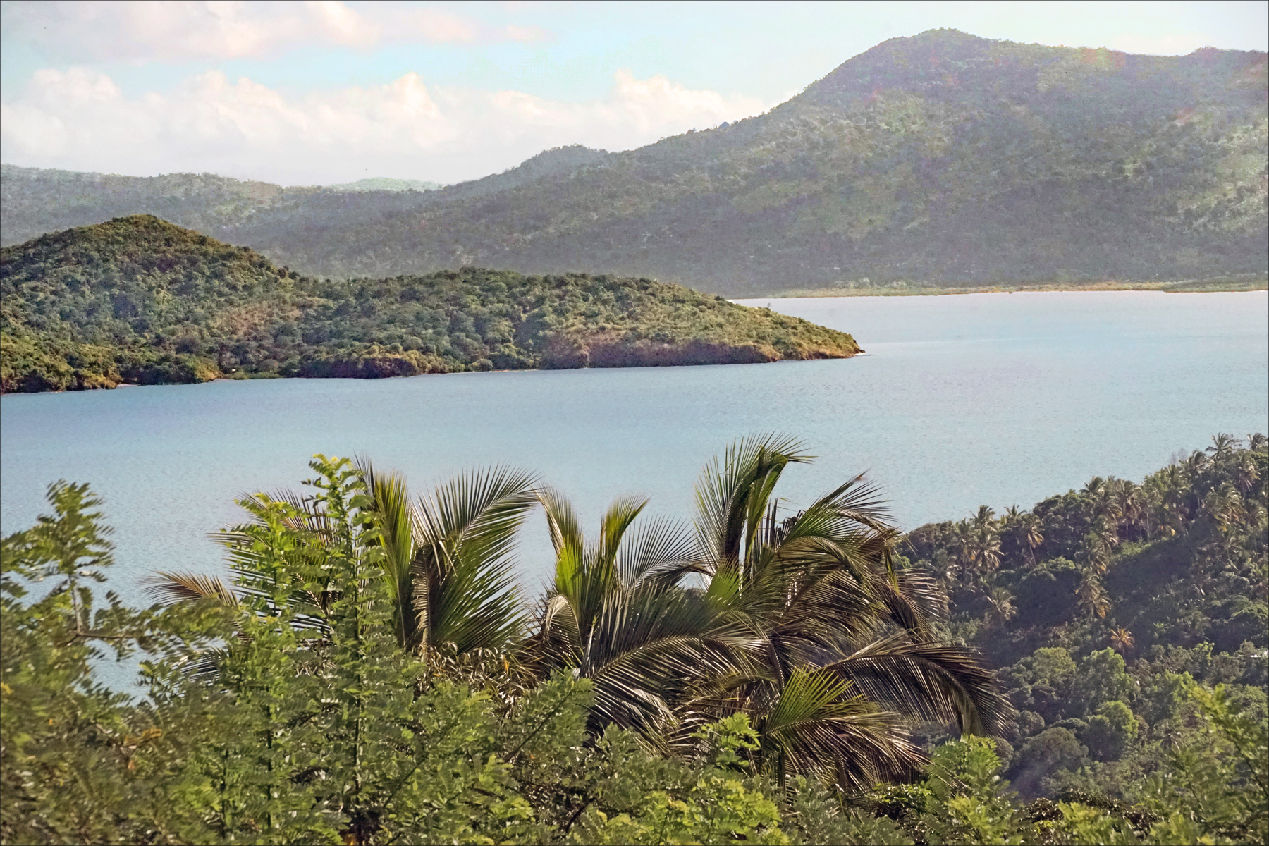 Sail around Guadeloupe