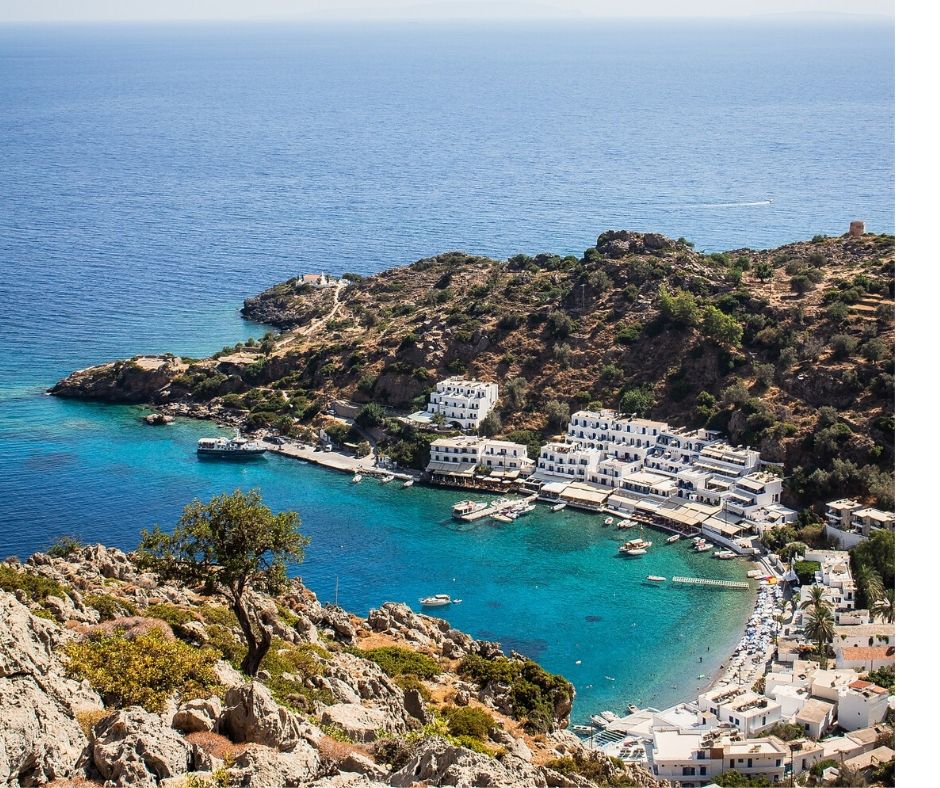 Loutra is the oldest settlement in the Cyclades and famous for its hot springs