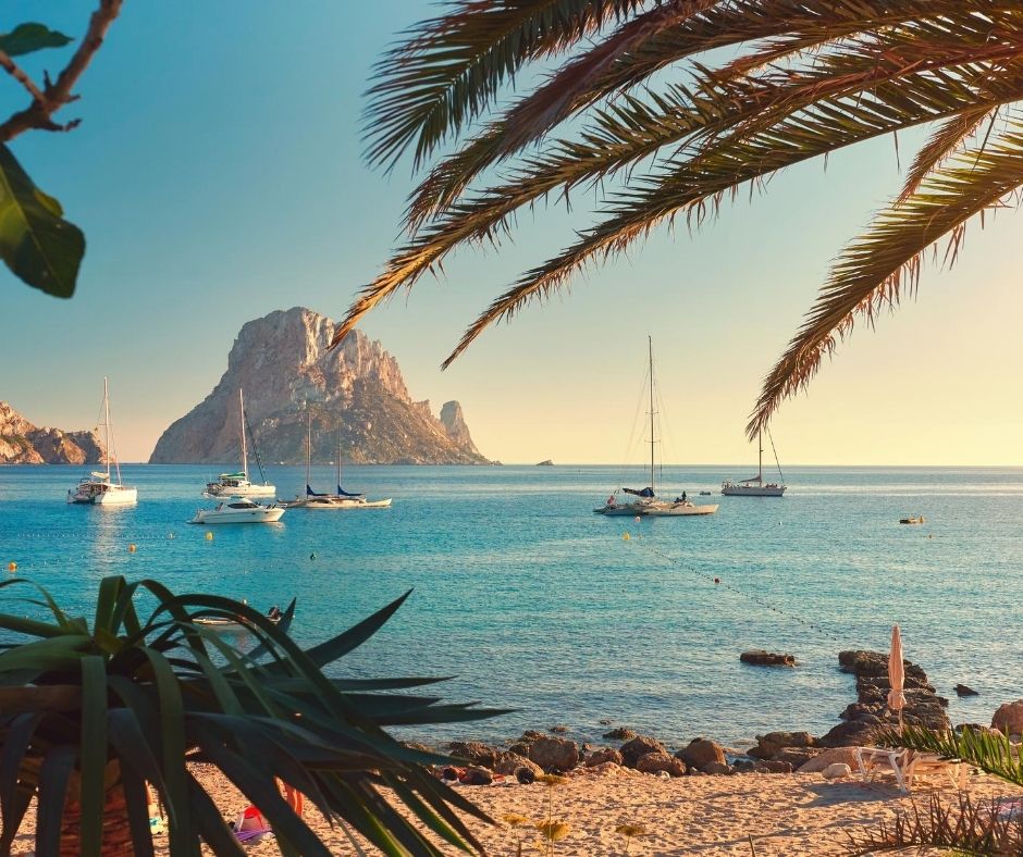 Spectacular views of Cala d’Hort