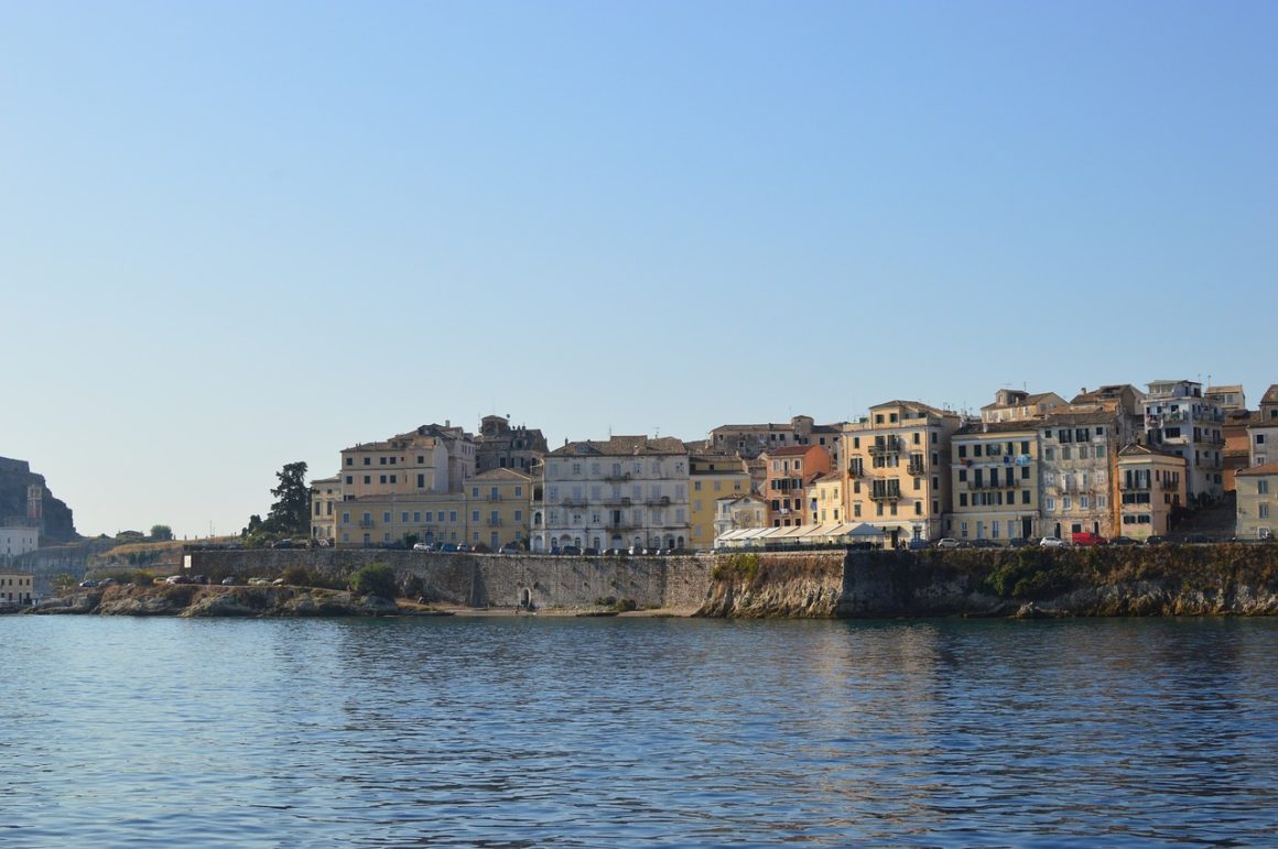 One of the things to do in Corfu is visit the old town